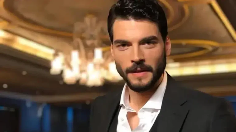 Akın Akınözü’nün yeni sevgilisi kim? Konserdeki gizemli isim merak konusu
